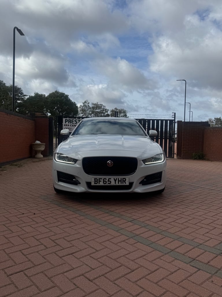 2015 Jaguar XE 2.0d [180] R-Sport 4dr Auto SALOON Diesel Automatic