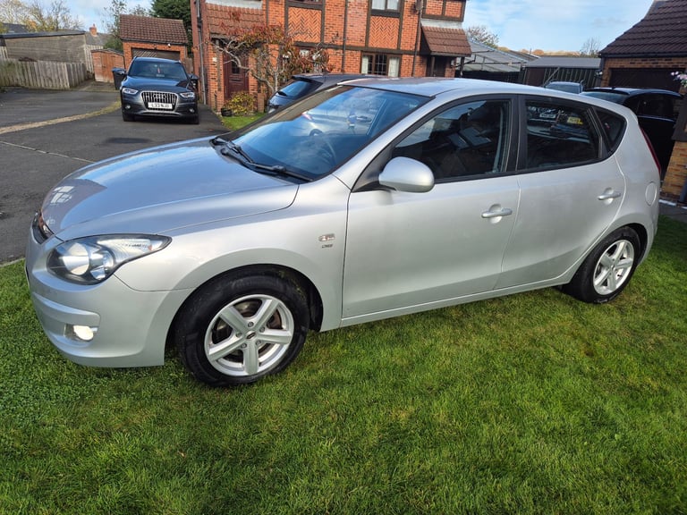 Hyundai, I30, Hatchback, 2009, Manual, 1582 (cc), 5 doors