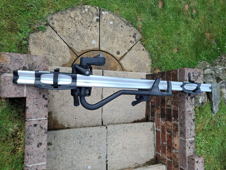 Thule ProRide roof bike rack black/aluminum