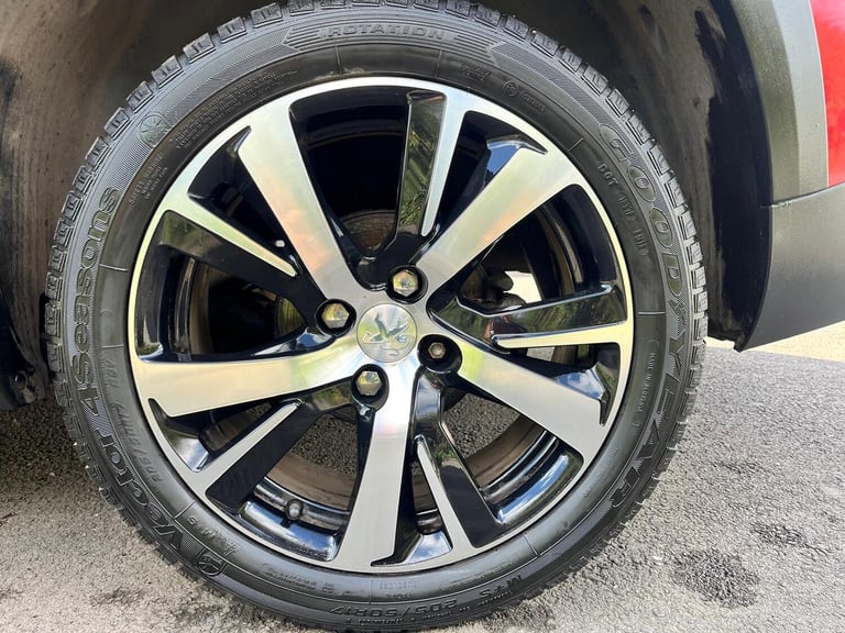 PEUGEOT 2008 1.2 PureTech GPF GT Line 2019