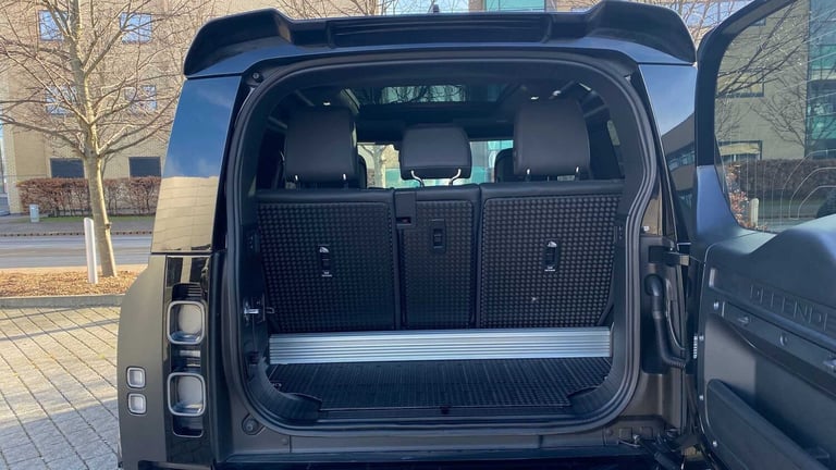 2023 Land Rover Defender 5.0 P525 V8 Carpathian Edition 90 3dr Auto ESTATE PETROL Automatic