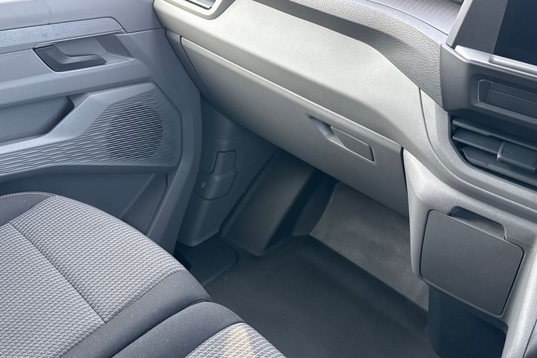 2025 Volkswagen Transporter 2.0 TDI 110 Commerce Plus Van Van DIESEL Manual