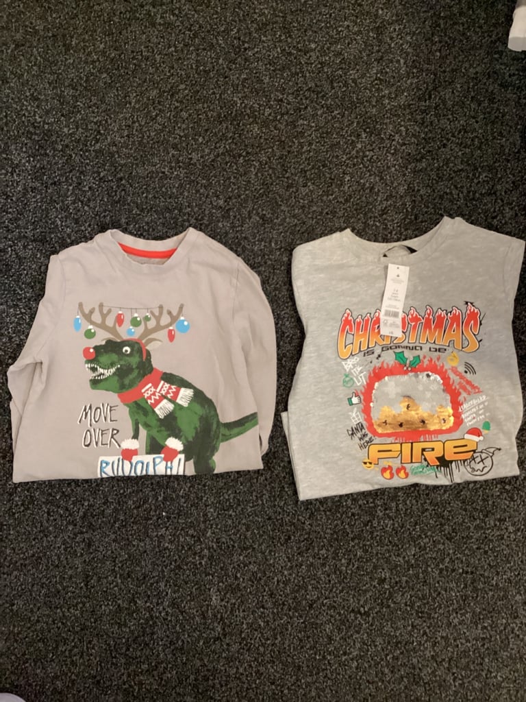 image for 2 x Boys Xmas T-Shirts From Nutmeg & George Age 7-8 Years 