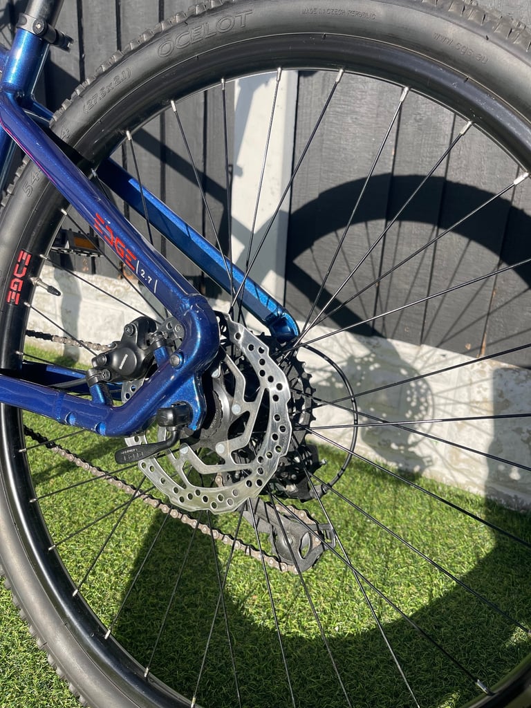 Lapierre Edge Mountain Bike 27.5 wheel small mens frame