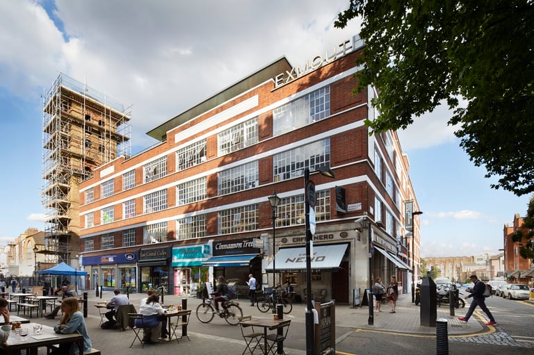 (Clerkenwell) Private Offices: 7 to 65 desks | Serviced Rental