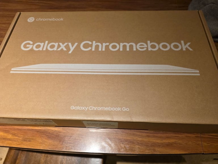 Galaxy Chromebook Go sealed