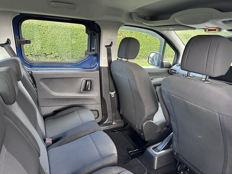 2019 Vauxhall Combo Life Turbo Design MPV Petrol Manual