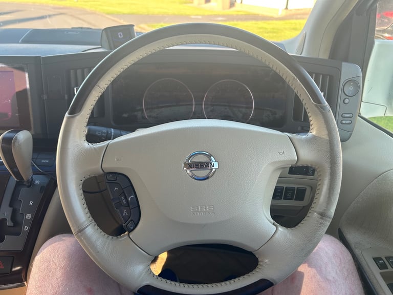 Nissan, 2004, 3498 (cc)