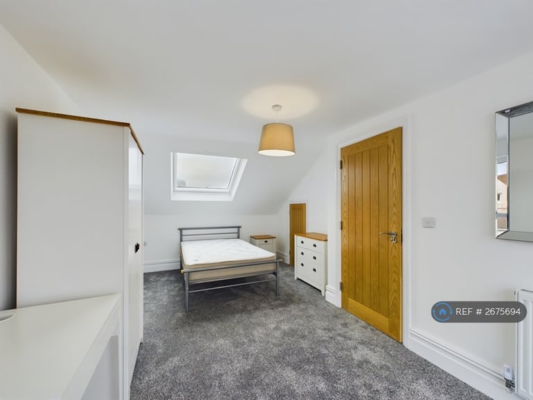 5 bedroom house in Rawden Place, Cardiff, CF11 (5 bed) (#2675694)