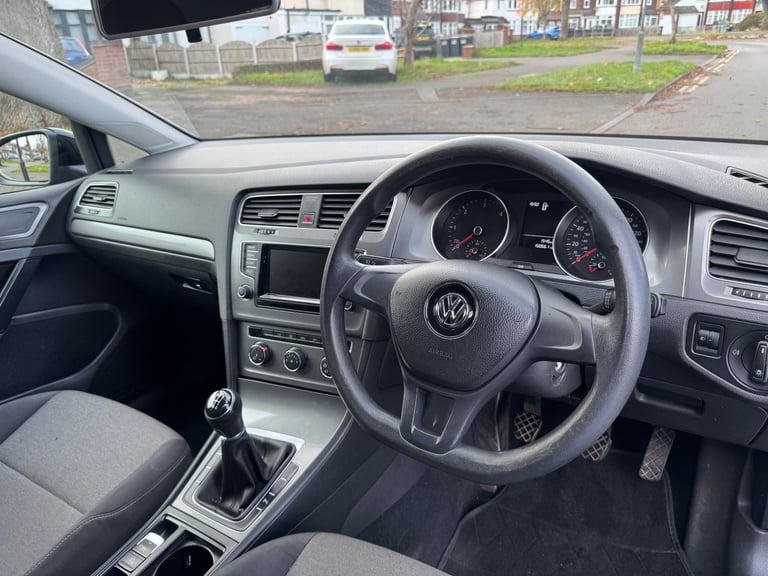 Volkswagen, GOLF, Hatchback, 2014, Manual, 1598 (cc), 5 doors