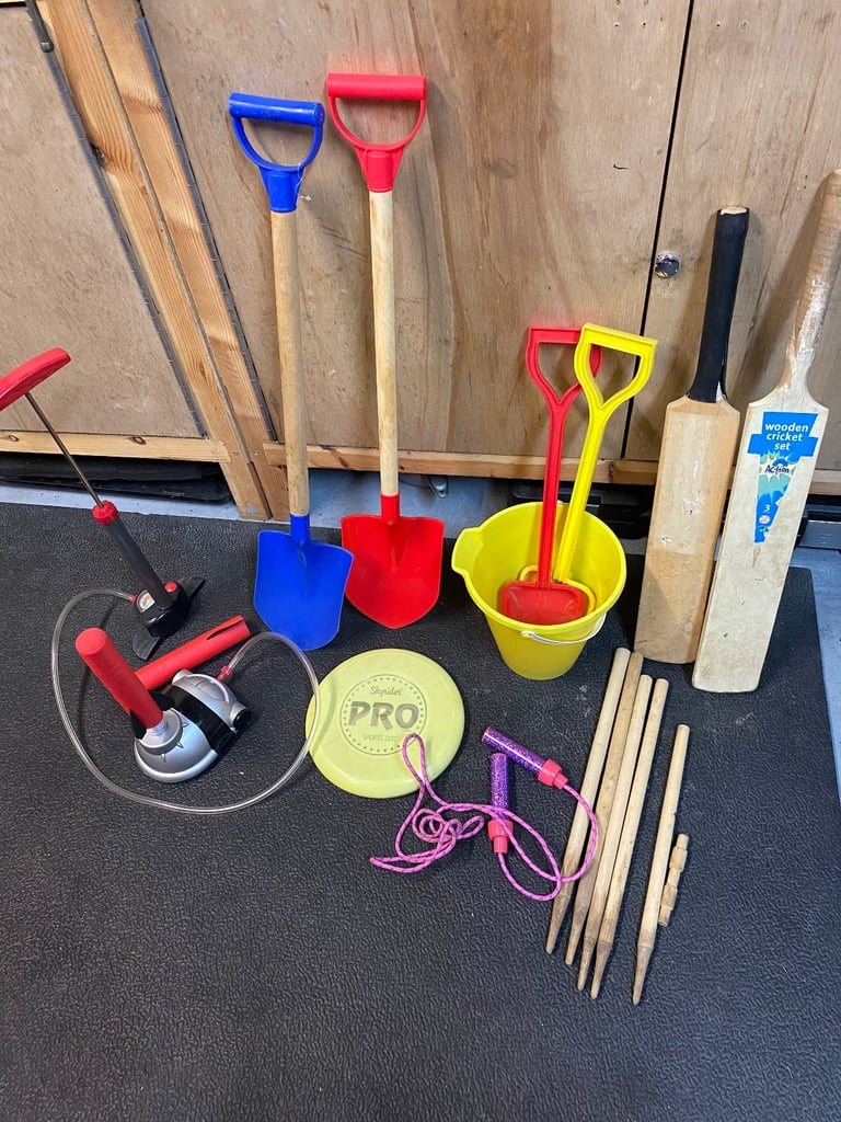 image for Selection of out door toys good condition
