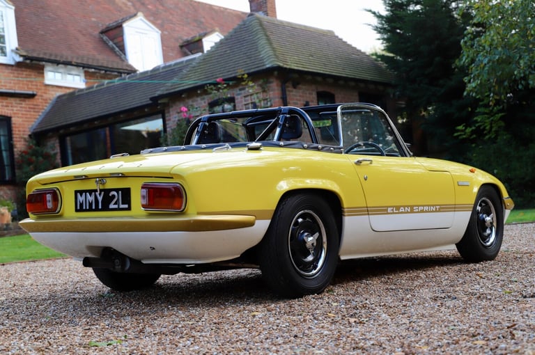 1972 Lotus Elan 1972.  £20k repaint in Lotus Yellow / Cirrus White. Mohair Hoo  PETROL Manual