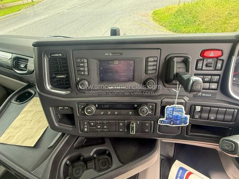 2021 (21) SCANIA R450 6X2 TAG HIGHLINE