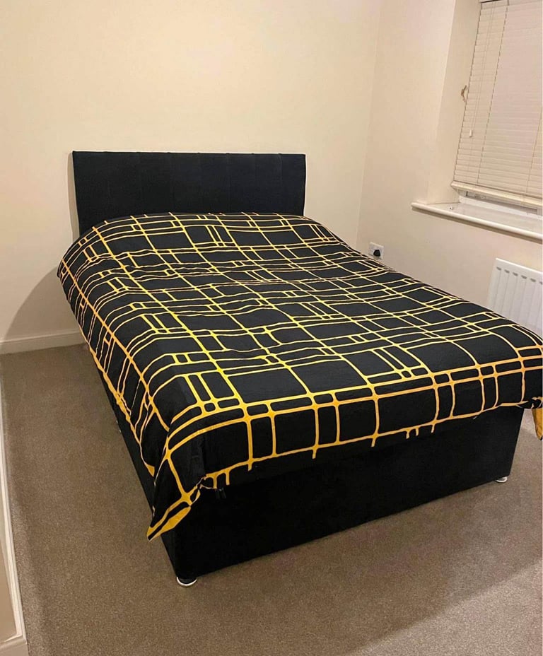 Good condition Double bed with mattress 