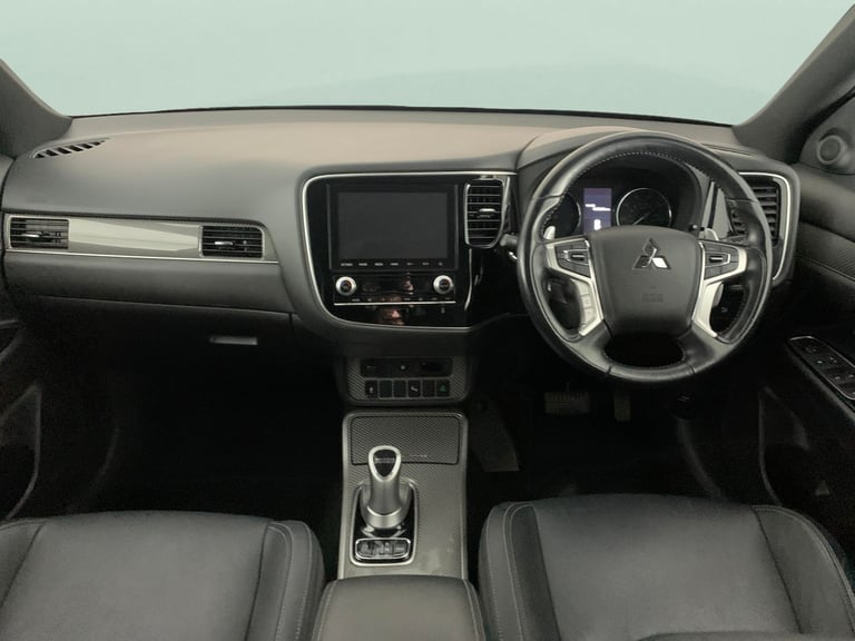 2019 Mitsubishi Outlander 2.4h TwinMotor 13.8kWh Dynamic SUV 5dr Petrol Plug-in Hybrid CVT 4WD Eu...