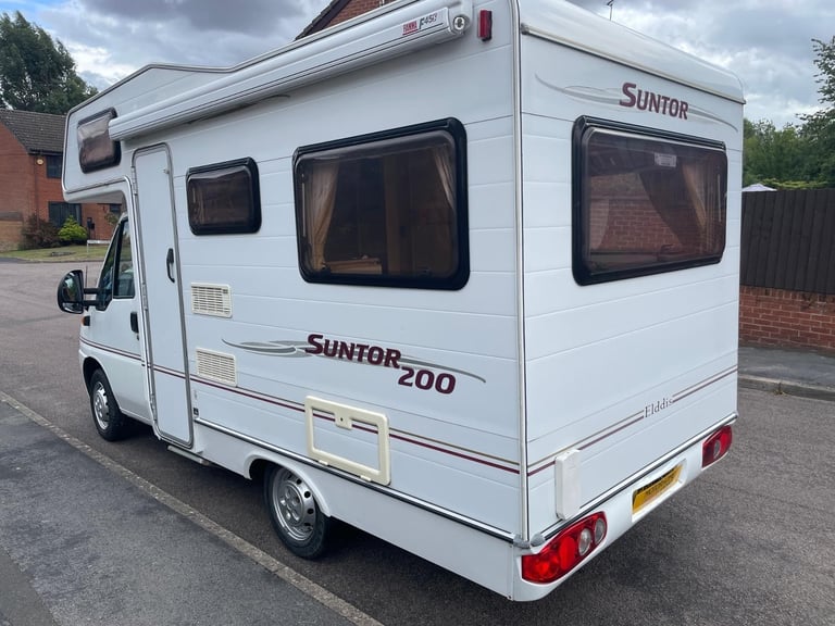 Elddis Suntor 200 Motorhome 5.4m in length, u shaped lounge