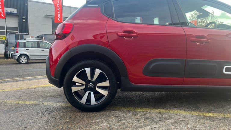 2024 Citroen C3 1.2 PureTech Plus 5dr Petrol Hatchback Hatchback Petrol Manual