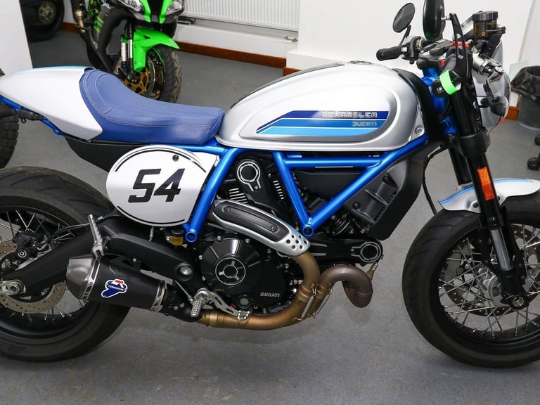2019, '19 Ducati Scrambler Café Racer. ONLY 2,629 MILES. Termignoni Pipe. £7,495