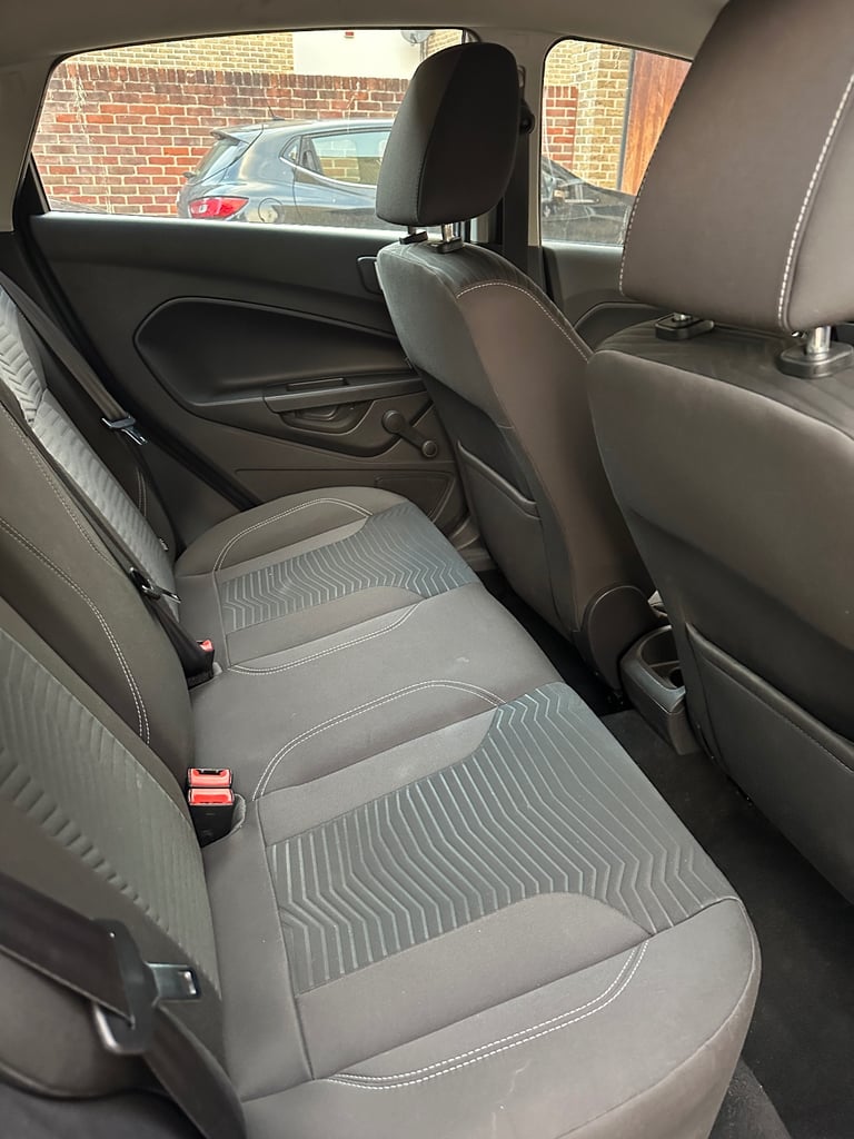 Ford, FIESTA, Hatchback, 2013, Manual, 1241 (cc), 5 doors
