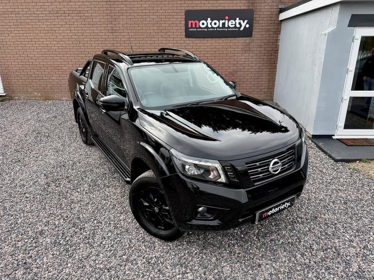 2020 Nissan Navara 2.3 dCi N-Guard Auto 4WD Euro 6 4dr PICK UP Diesel Automatic