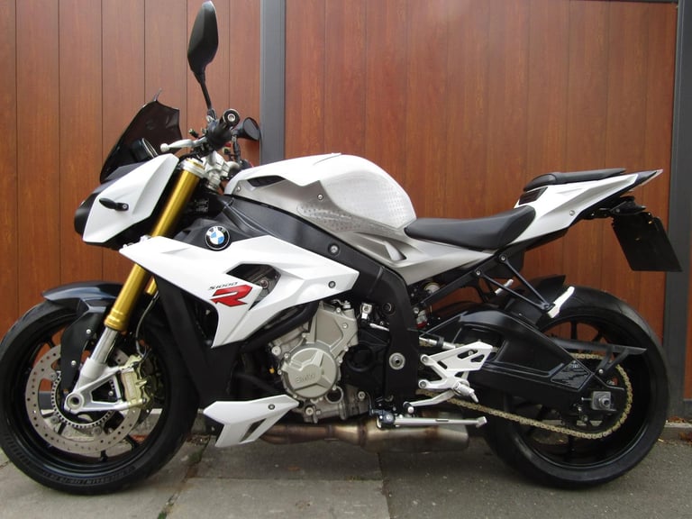 BMW S 1000 R, SERVICE HISTORY , 2015 MODEL, 4 RIDE MODES , Amazing condition .