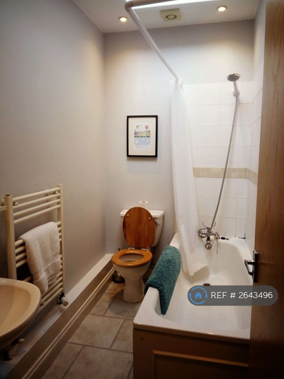 1 bedroom flat in Totterdown, Bristol, BS3 (1 bed) (#2643496)