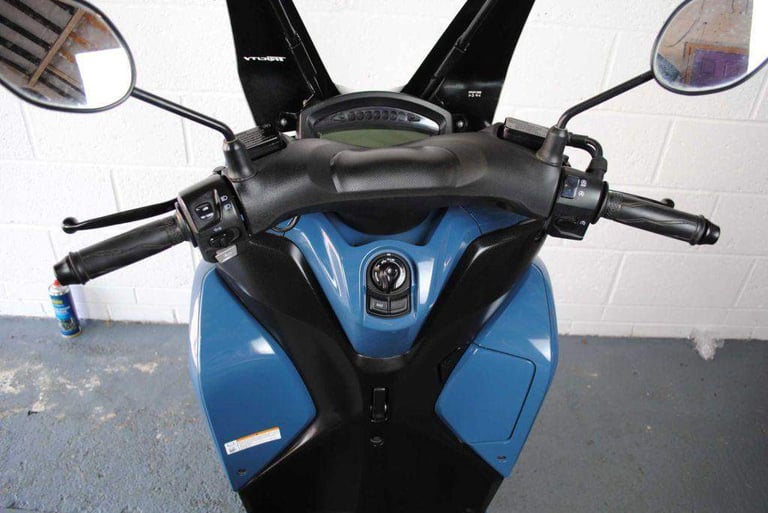 image for Yamaha TRICITY 125 2023 125 (cc)  GOLD Colour WITH 2 YEARS WARRANTY