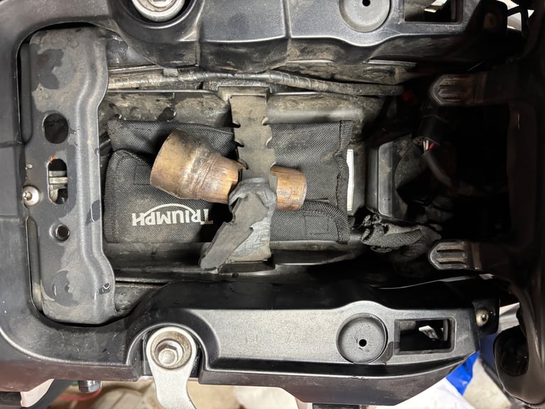 Triumph, Explorer, 2014, 1215 (cc)