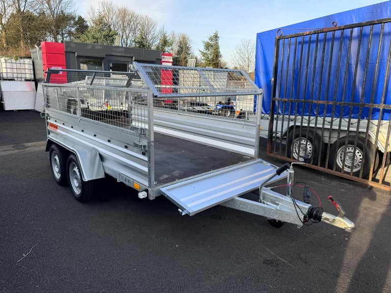 BRAND NEW 10ft x 5ft TWIN AXLE TRAILER WITH 40CM MESH 1300KG BRAKED