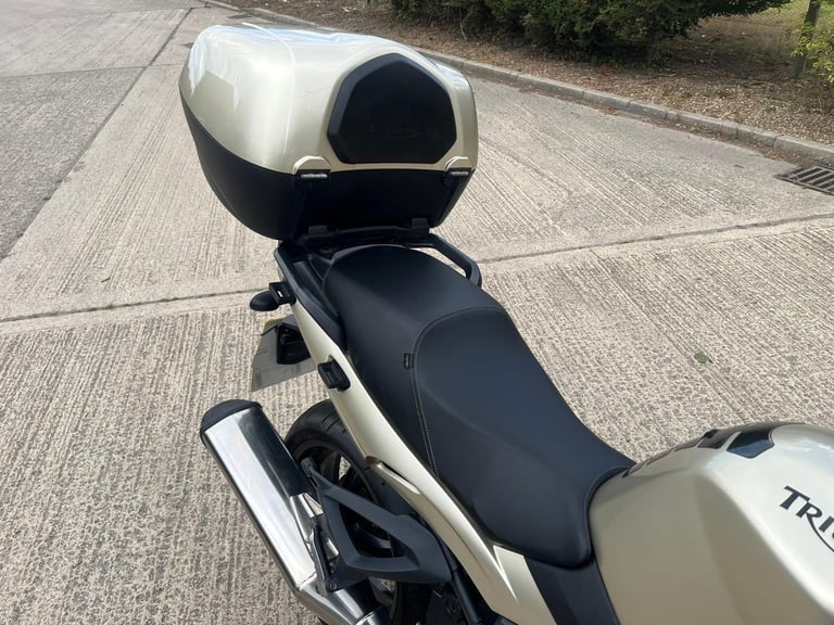 2013 13 TRIUMPH SPRINT GT1050 ABS GT 1050 TOURER NEW MOT ST1050