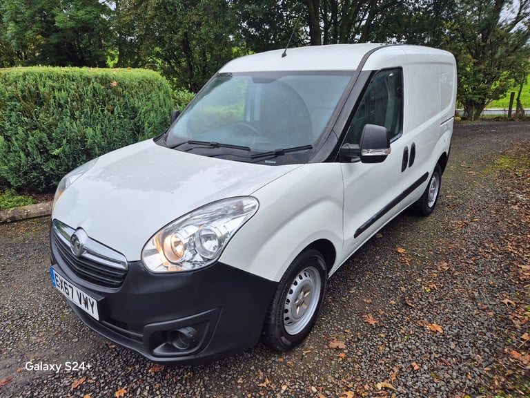 Vauxhall, COMBO 2017 Manual,full 12 months mot 1248 (cc)