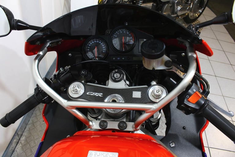 Honda CBR900RR