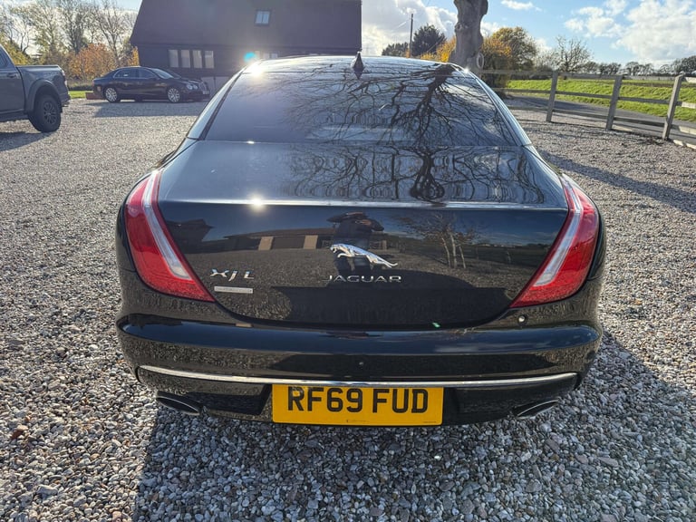 2020 Jaguar XJ 3.0d V6 Autobiography 4dr Auto [LWB] SALOON DIESEL Automatic