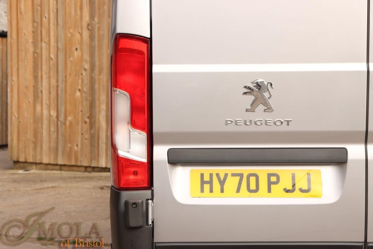 2020 Peugeot Boxer 2.2 BlueHDi 335 Professional L3 H2 Euro 6 (s/s) 5dr PANEL VAN Diesel Manual