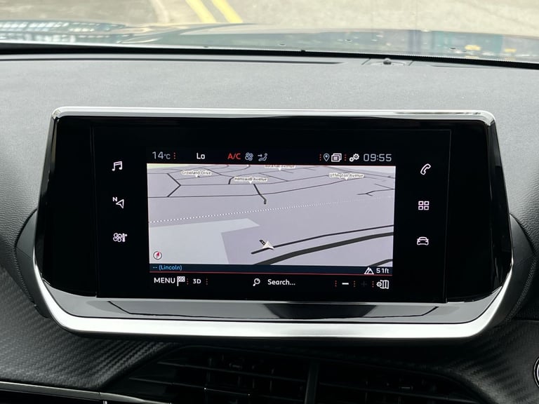  Peugeot 2008 SUV 1.2 Puretech Allure Premium  Plus Suv 5dr Petrol Eat Euro 6