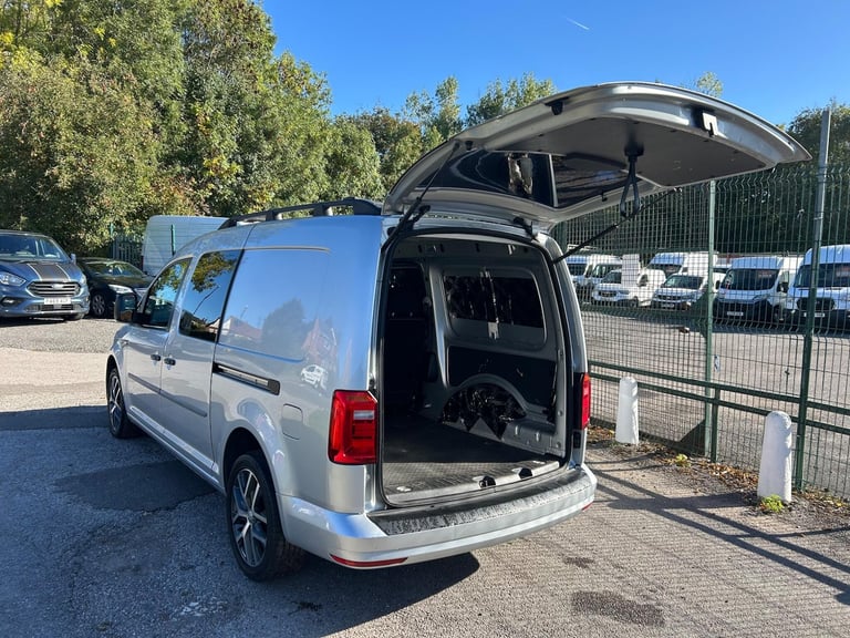 2018 Volkswagen Caddy Maxi 2.0 TDi C20 Maxi FWD 5dr (Window) WINDOW VAN Diesel Manual