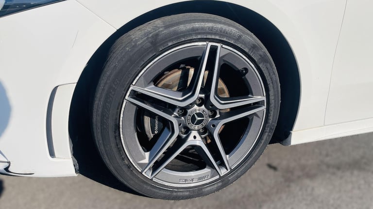 2021 Mercedes-Benz A-Class 2.0 A200d AMG Line 8G-DCT Euro 6 (s/s) 5dr HATCHBACK Diesel Automatic