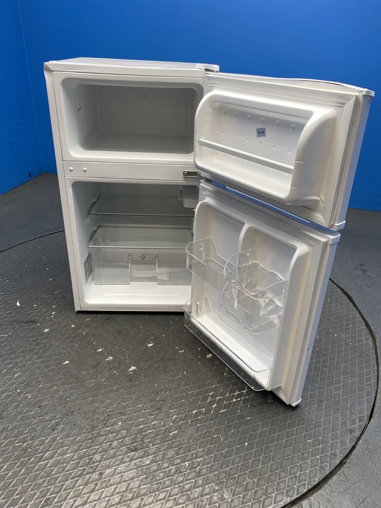 Igenix IG347FF 96 Litre Undercounter Fridge Freezer