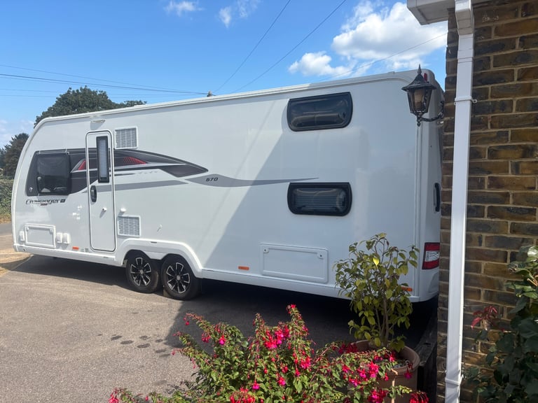 Swift grande challenger se 670