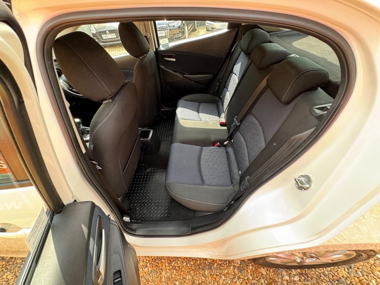 2016 Mazda Mazda2 1.5 SKYACTIV-G SE-L Euro 6 (s/s) 5dr HATCHBACK Petrol Manual