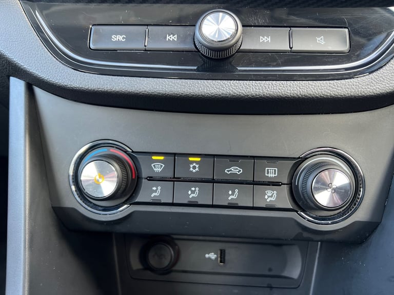 2022 MG MG3 1.5 VTi-TECH Exclusive 5dr [Navigation] HATCHBACK PETROL Manual