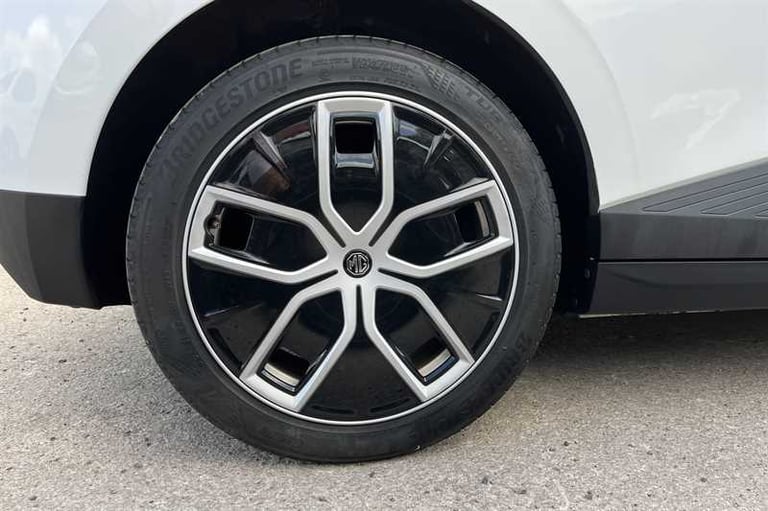 2023 MG MG4 64kWh Trophy Long Range Hatchback 5dr Electric Auto (203 ps) Hatchback Electric Autom...