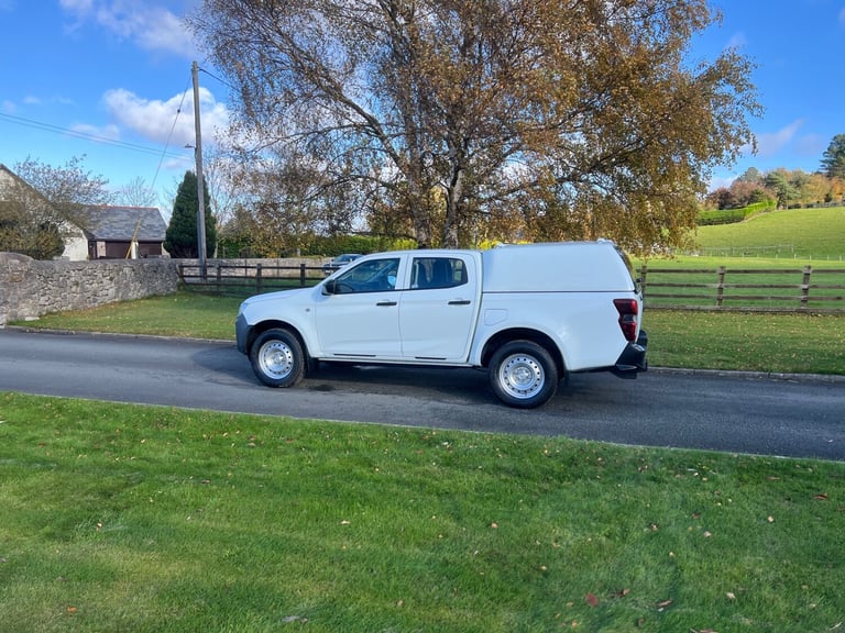 ISUZU D-MAX 1.9 TD 164PS UTILITY MANUAL 4WD 4X4 D/CAB PICKUP 71 REG 59,600 MILES