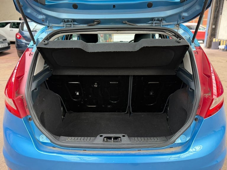 2010 Ford Fiesta Zetec Hatchback Manual