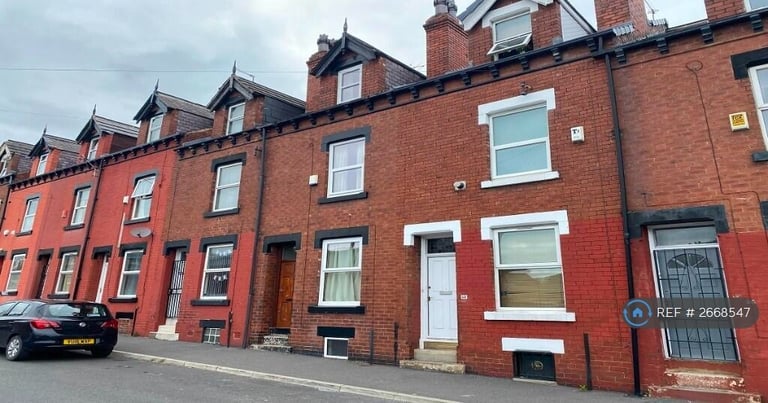 image for 3 bedroom house in Harold Terrace, Leeds, LS6 (3 bed) (#2668547)