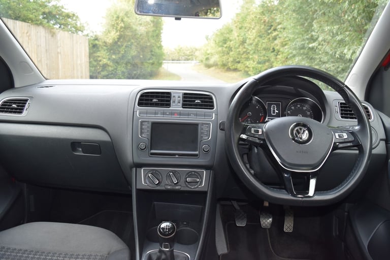 VOLKSWAGEN POLO 1.4 TDI BlueMotion Tech Match Red Manual Diesel 2016