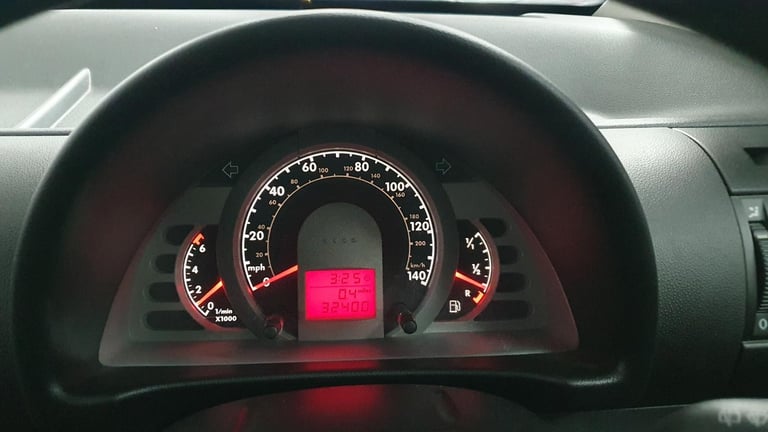 Volkswagen Fox 1.2 * GENUINE 32,000 MILES* FULL V/W S/HISTORY * 1 OWNER FROM NEW