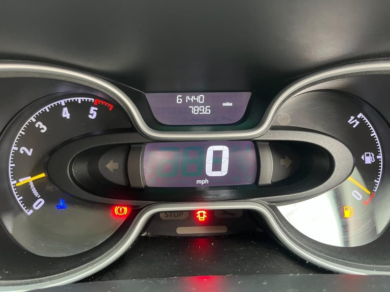 Renault Trafic LL29 Energy dCi 125 Sport Nav 9 Seat LWB Minibus  DIESEL 2016/66
