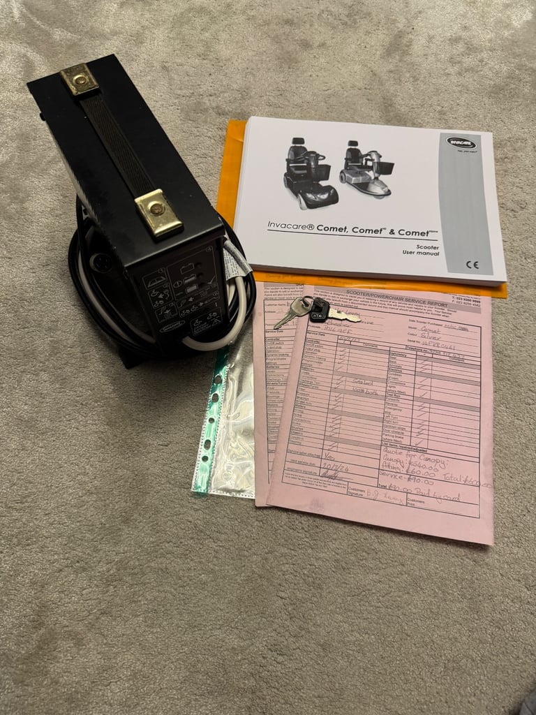 Invacare Comet 8MPH Mobility Scooter With Canopy! Excellent condition 