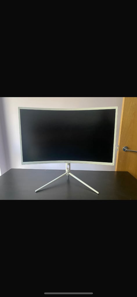 Curve monitor electriq 